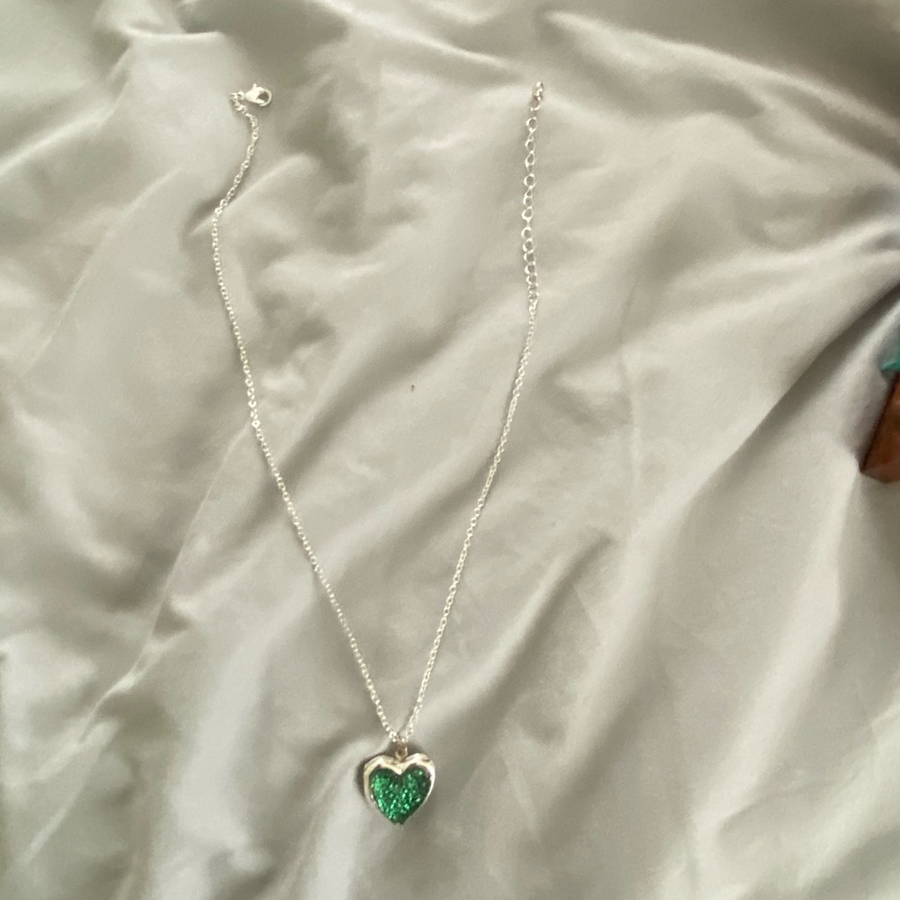 Jewelry - Picture 3 of 14